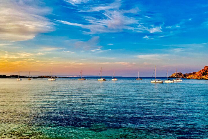 Seilcruise i Maddalena Archipelago fra Maddalena