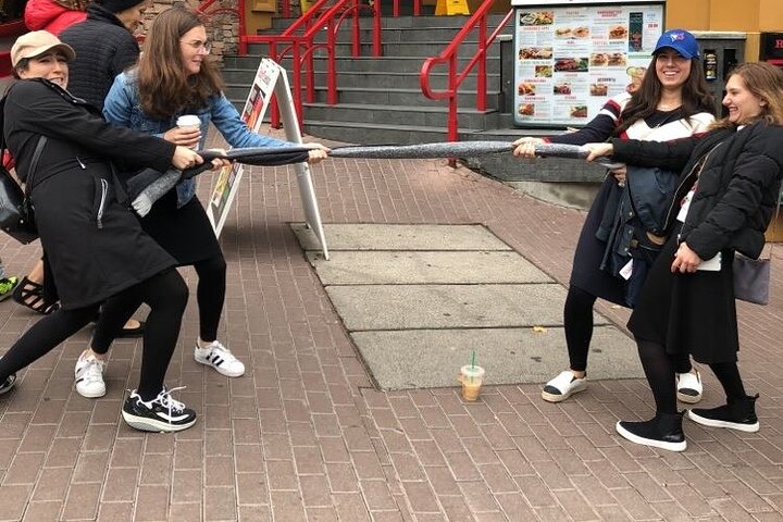Divertente caccia al tesoro della città a Coventry con l'operazione City Quest