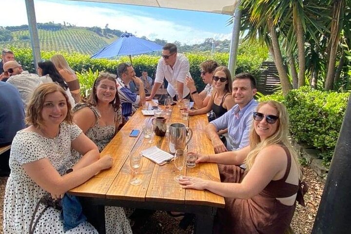 Auckland : Waiheke Island Scenic Tour 4 vingårder, lokale guider