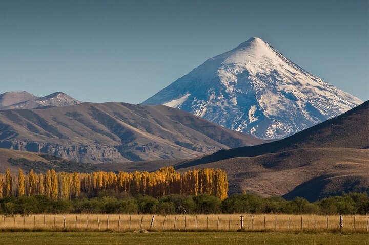 Gita di un giorno al lago Huechulafquen e al vulcano Lanin