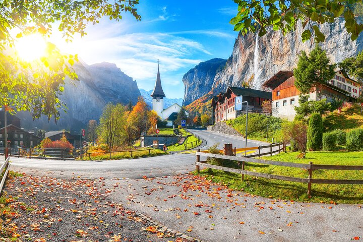 Lauterbrunnen-Mürren : tour per piccoli gruppi delle Alpi svizzere da Interlaken