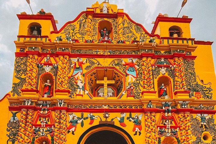 Iconica Chiesa Gialla + Mercato Maya + Piccola Città: Tour Culturale