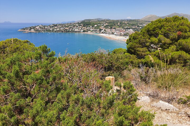 Full-Day Art and Food Private Guided Tour at Sperlonga and Gaeta