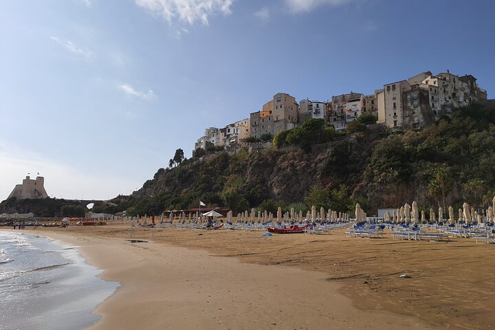Full-Day Art and Food Private Guided Tour at Sperlonga and Gaeta