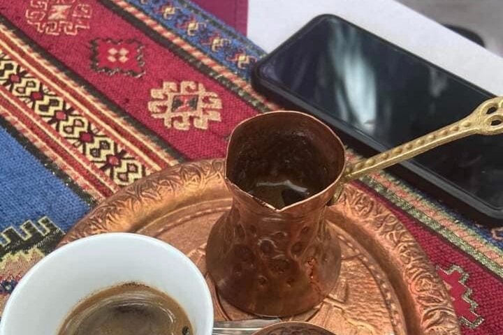 Desde Split/Trogir: tour por Mostar y Medjugorje con cata de vinos