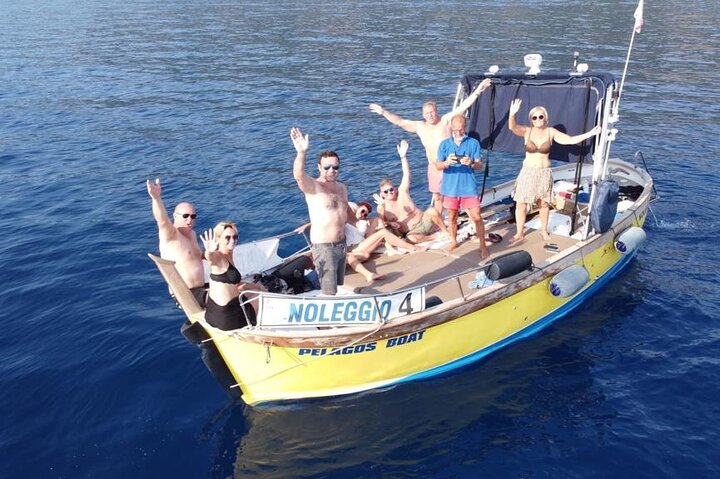 Afslappende bådtur med aperitif i Cinque Terre