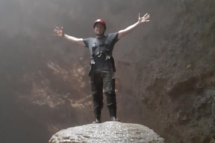 Jomblang grotta med grottan Pindul River Tubing en dags tur