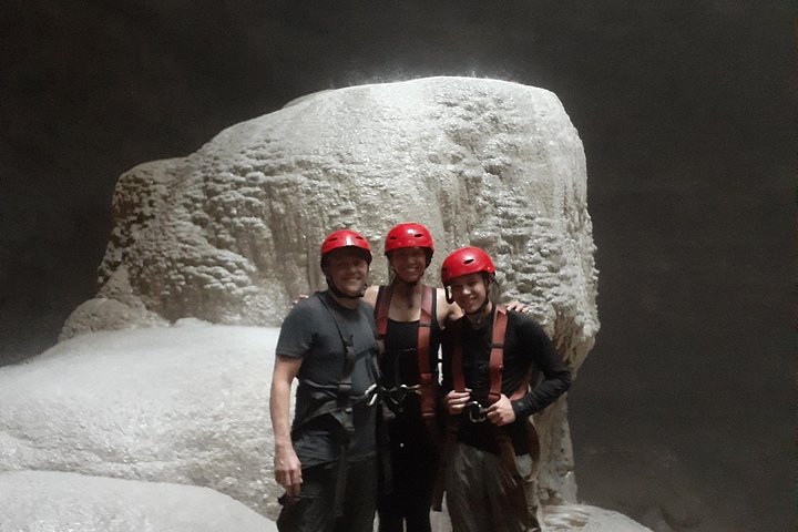Jomblang grotta med grottan Pindul River Tubing en dags tur