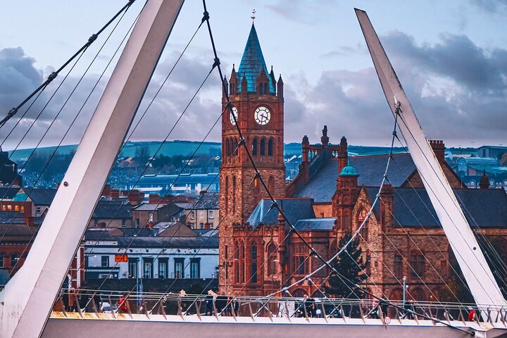 County Derry Tour App, Hidden Gems Game og Big Britain Quiz (7 Day Pass) UK