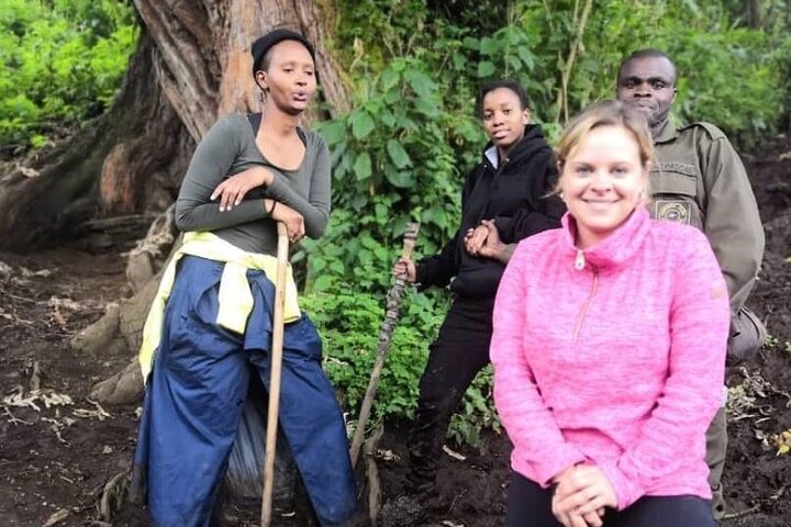 1 dag Rwanda Gorilla Trekking Tour i Volcanoes National Park