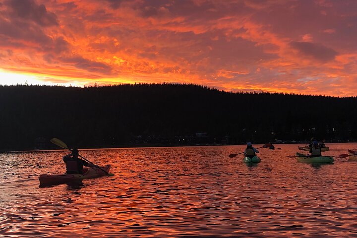 Sonnenuntergang Kajaktour in Tahoe City