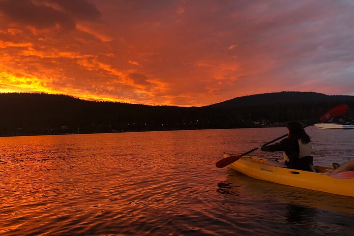 Sonnenuntergang Kajaktour in Tahoe City