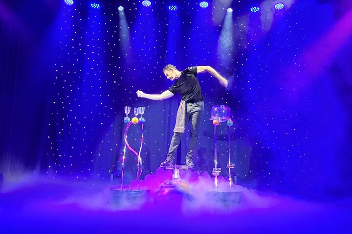 ¡Premiado Show de Magia de Las Vegas! Charles Bach Wonders!
