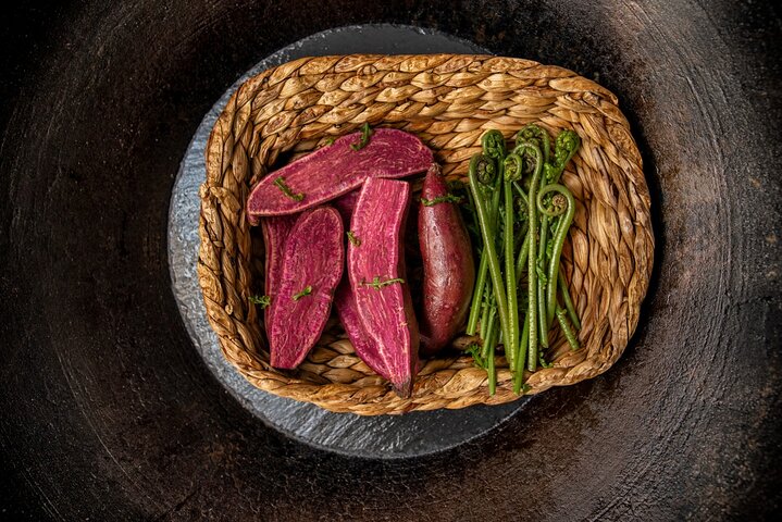 Expérience culturelle et cuisine maorie de saison au Te Pā Tū