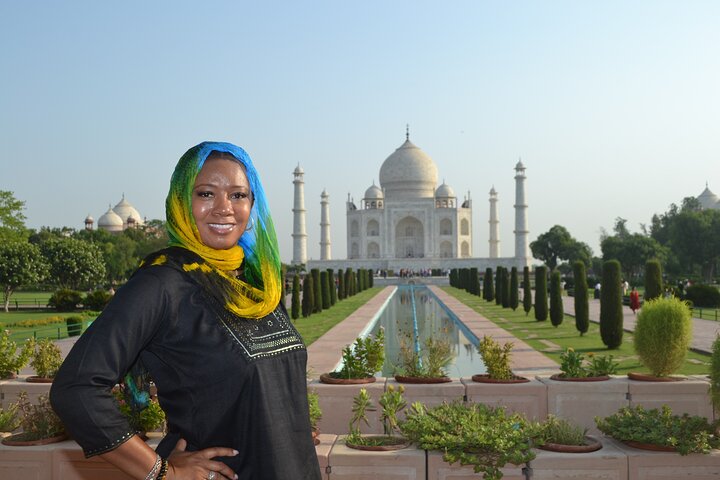 Private Taj Mahal & Agra Tour from Delhi with 5 Star Hotel Meal