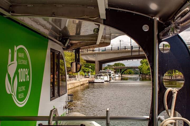 Crucero en barco por Ottawa - Rideau Canal Cruise