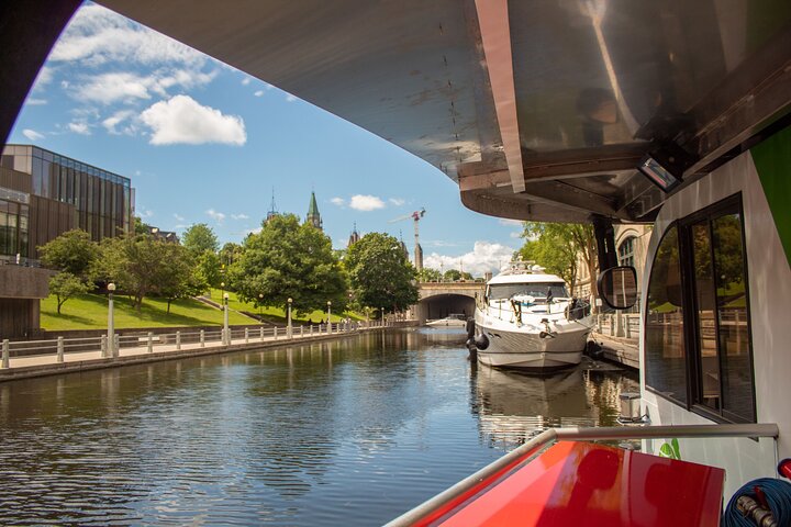 Crucero en barco por Ottawa - Rideau Canal Cruise