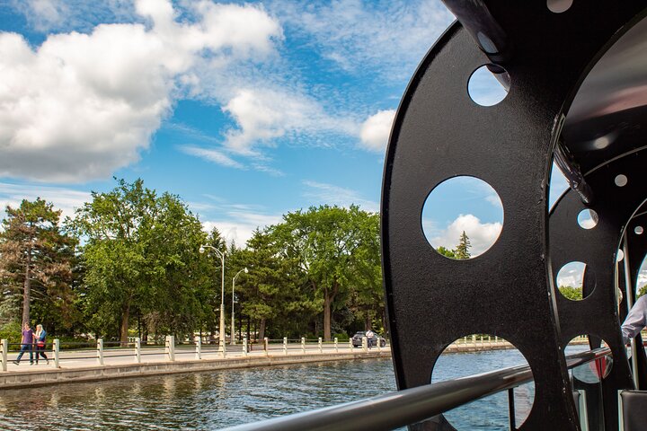 Crucero en barco por Ottawa - Rideau Canal Cruise