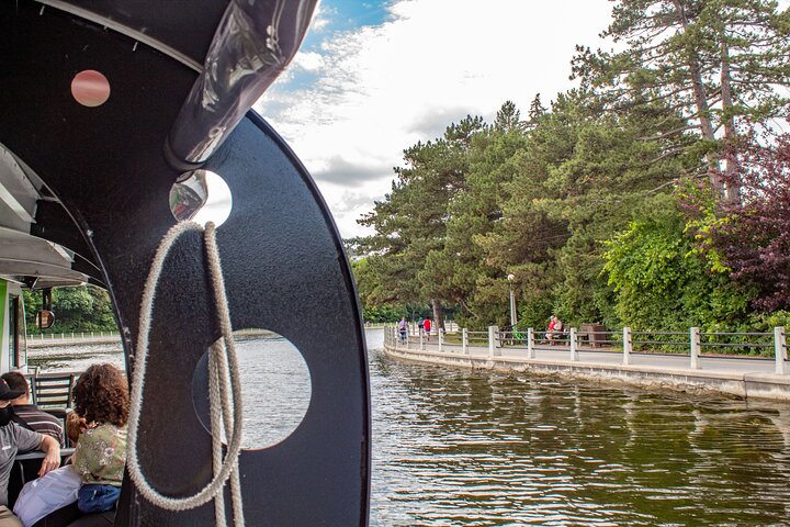 Crucero en barco por Ottawa - Rideau Canal Cruise
