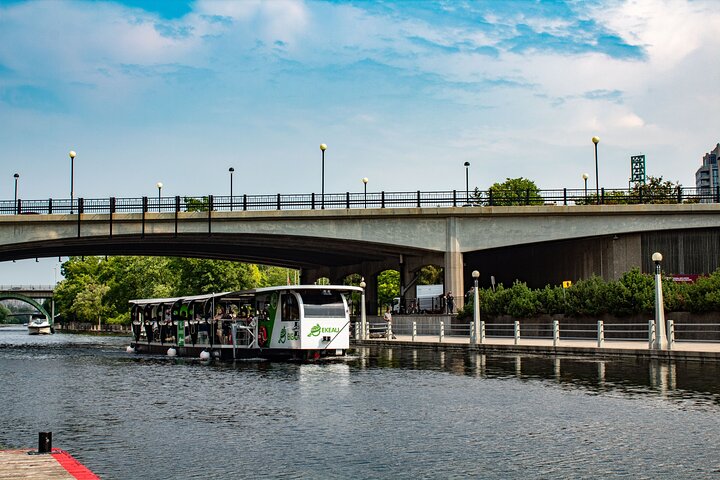 Crucero en barco por Ottawa - Rideau Canal Cruise