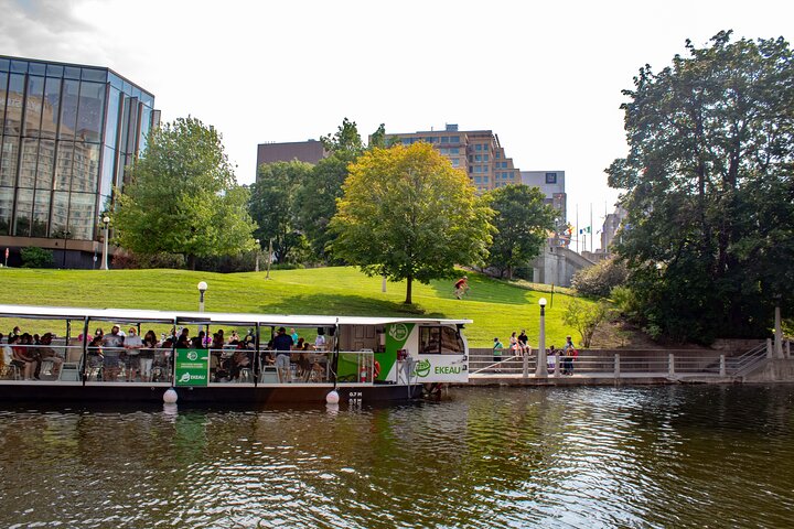 Crucero en barco por Ottawa - Rideau Canal Cruise