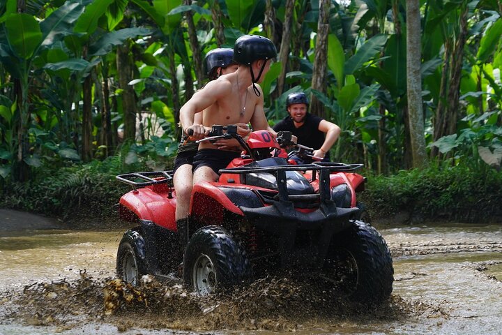 Tour en Quad ATV en Ubud Cueva del Gorila y Almuerzo