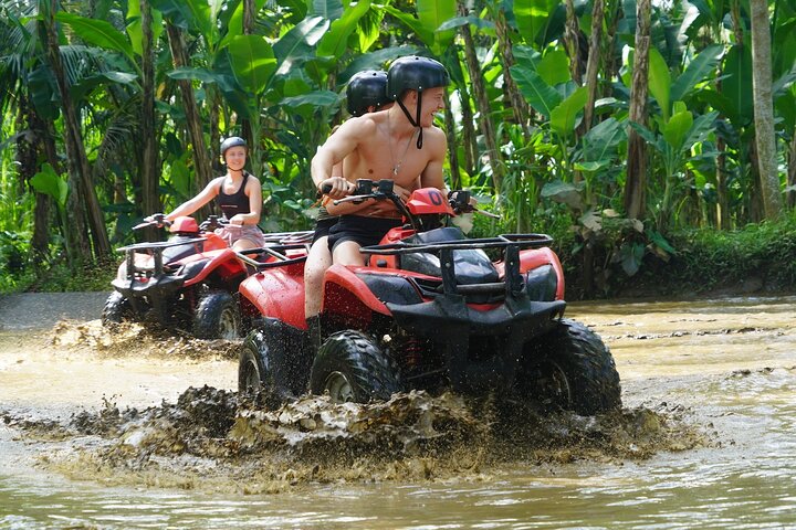 Tour en Quad ATV en Ubud Cueva del Gorila y Almuerzo