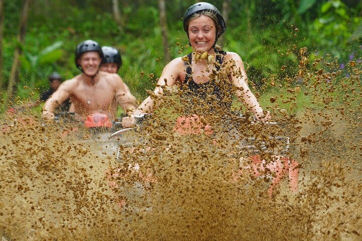 Tour en Quad ATV en Ubud Cueva del Gorila y Almuerzo
