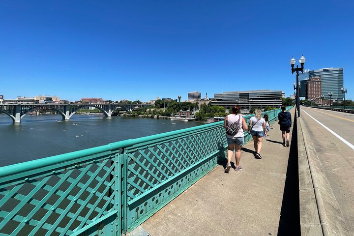 Downtown Knoxville Hidden Tour met ijs, koffie en Tennessee River Gems