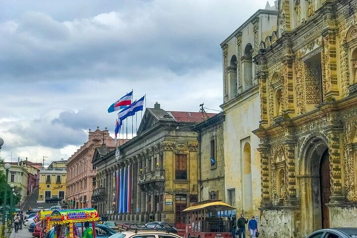 Avventura sul carrello condiviso: i punti di riferimento memorabili di Xela