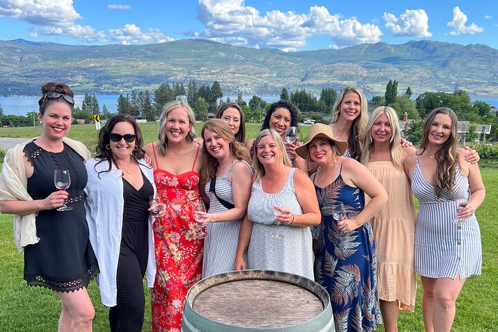 Visite guidée des vins d'une demi-journée à West Kelowna avec 4 établissements vinicoles