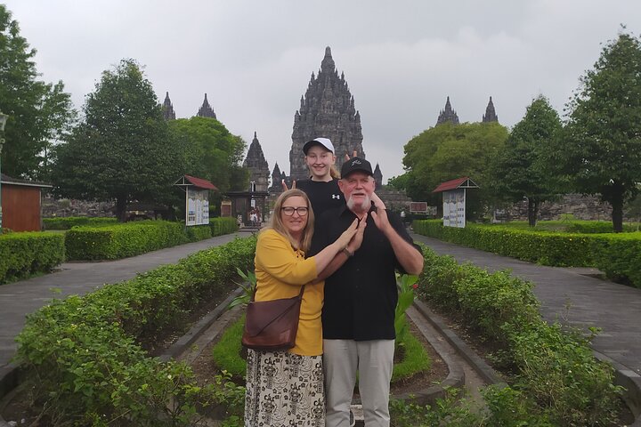 Ascension de Borobudur au sommet, temple de Prambanan et ballet Ramayana