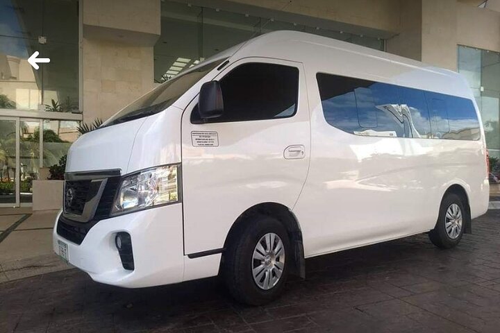 Private Bahamas George Town Exuma Airport transfer to Island Hotels