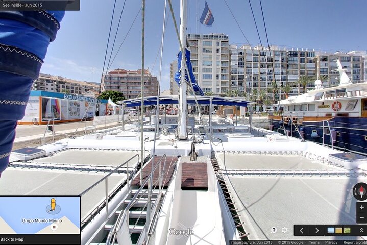 Une journée en mer depuis Dénia ou Jávea avec barbecue à bord du catamaran