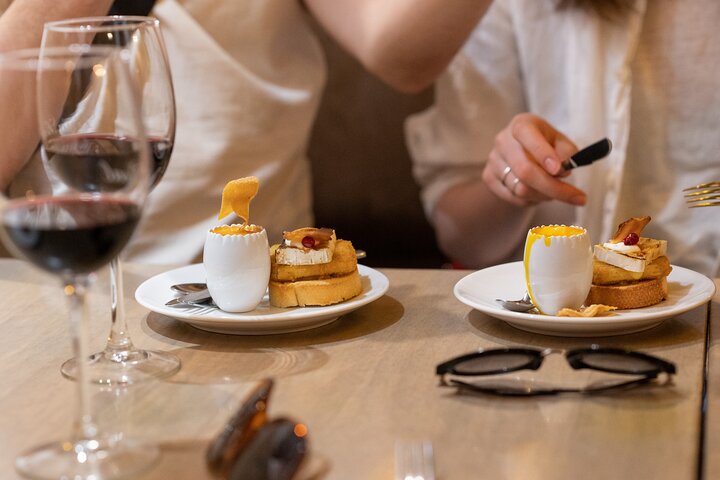 L'authentique Bilbao Pintxos, visite gastronomique et viticole avec un local
