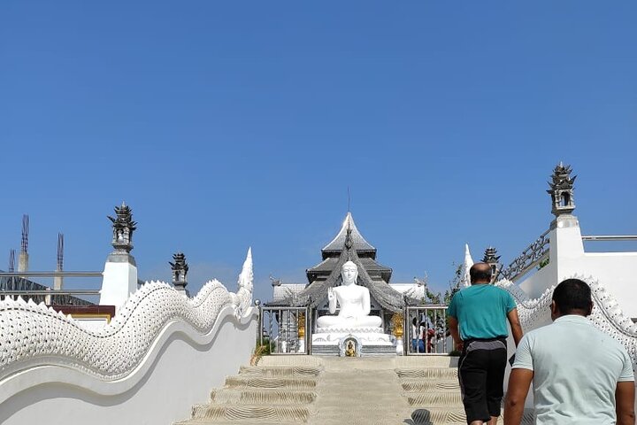 Tour de día completo en Bodhgaya Recogida en el hotel