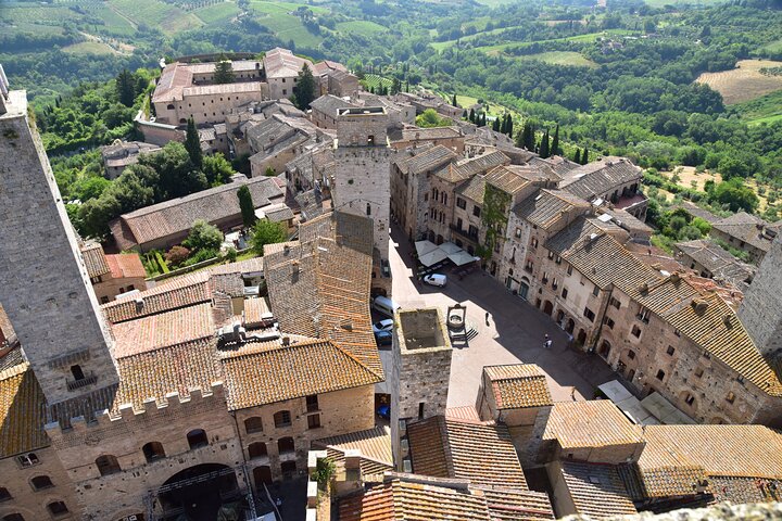 Volterra og San Gimignano: en smak av middelalderens Toscana!