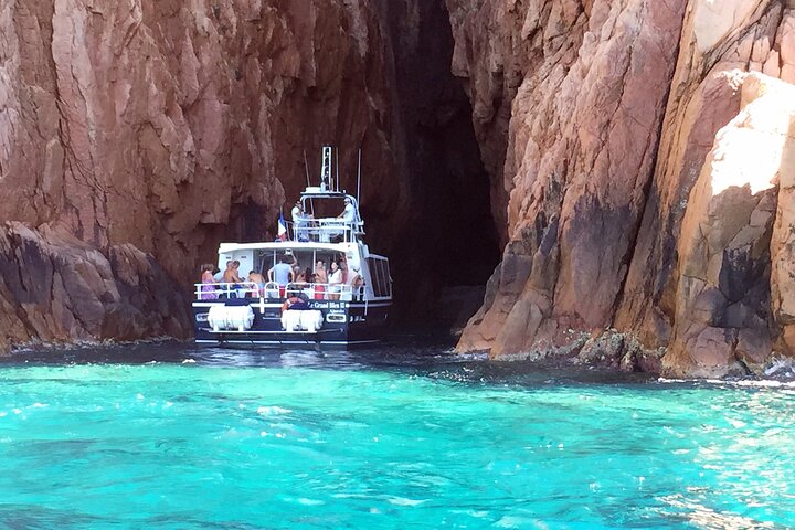 Vänlig upptäckt av Scandola Calanques de Piana och måltidsstopp vid Girolata