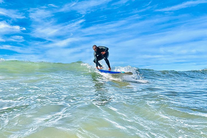 Vivi Malibu con esclusive lezioni di surf di 90 minuti