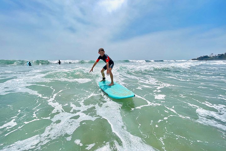 Vivi Malibu con esclusive lezioni di surf di 90 minuti