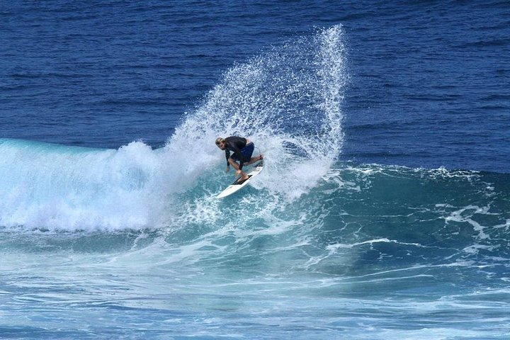 Vivi Malibu con esclusive lezioni di surf di 90 minuti