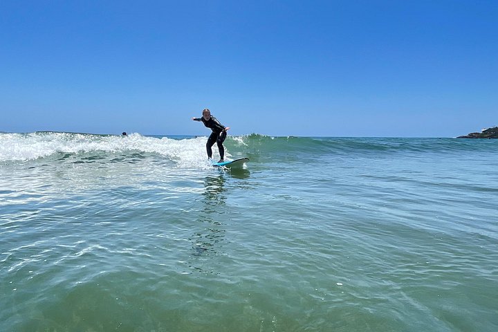 Vivi Malibu con esclusive lezioni di surf di 90 minuti