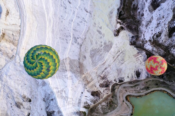 Excursão de dia inteiro a Marmaris Pamukkale com passeio de balão de ar quente