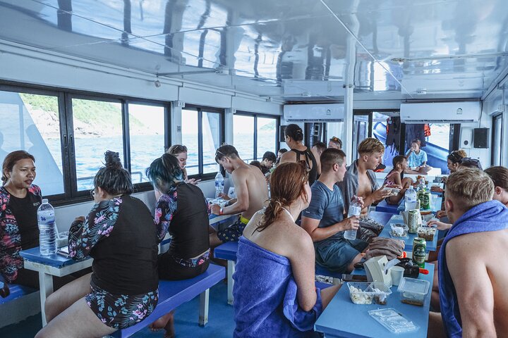 Aventura de snorkel de día completo alrededor de Koh Tao