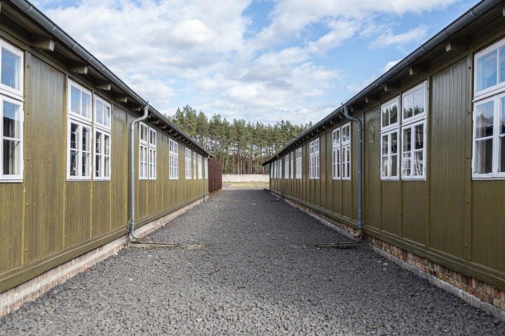 Berlim: Excursão de um dia pelo campo de concentração de Sachsenhausen e Potsdam