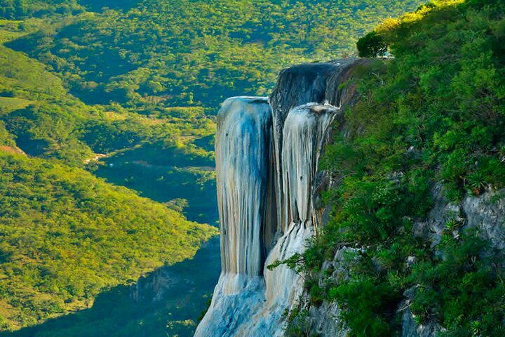 Tour de Dia Completo Guiado por Hierve el Agua en Oaxaca