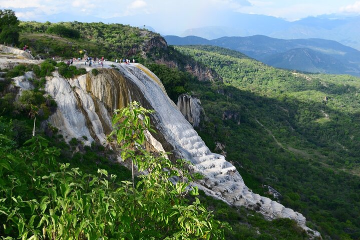 Tour de Dia Completo Guiado por Hierve el Agua en Oaxaca