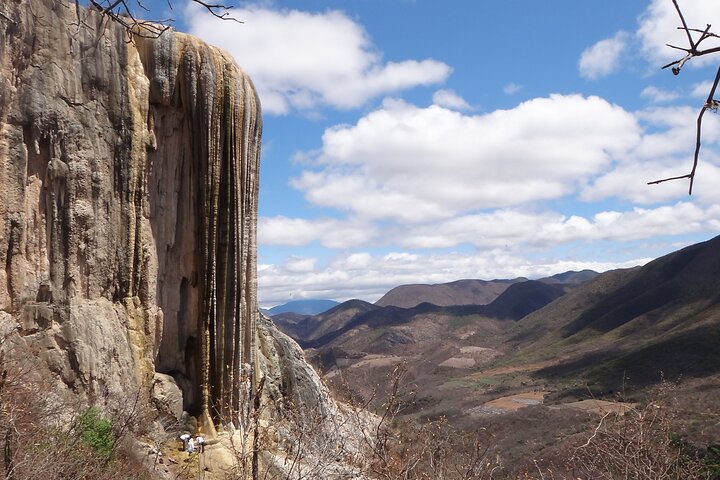 Tour de Dia Completo Guiado por Hierve el Agua en Oaxaca