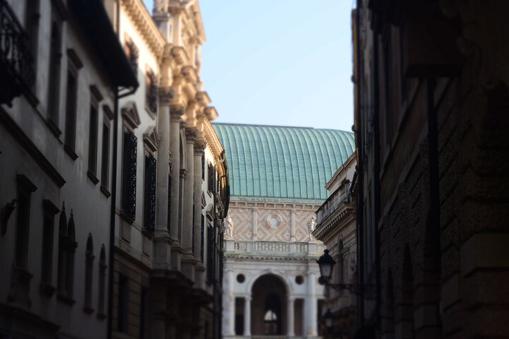 La historia de Vicenza: recorrido turístico guiado de medio día en bicicleta eléctrica