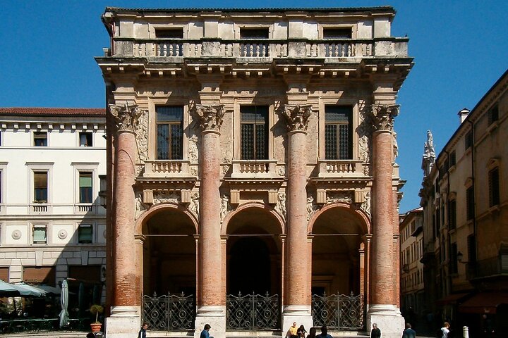 La historia de Vicenza: recorrido turístico guiado de medio día en bicicleta eléctrica